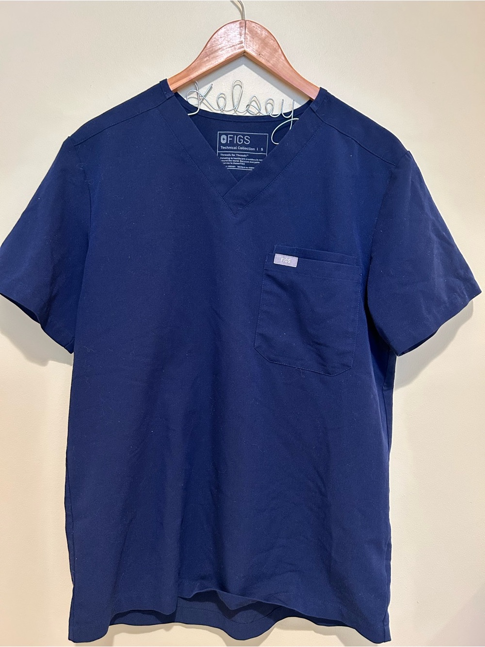 FIGS Men's Navy V-Neck Technical Collection Scrub Top Size Small